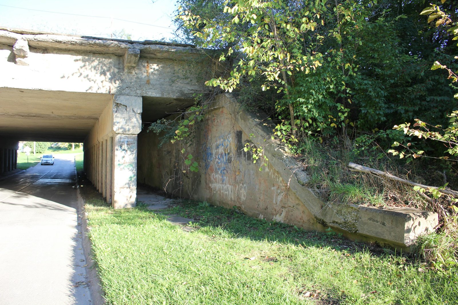 South abutment